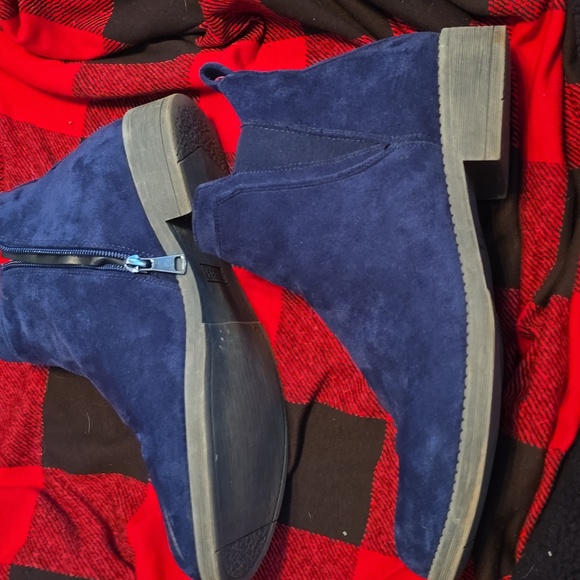 Proper navy zipper boot - Picture 2 of 5